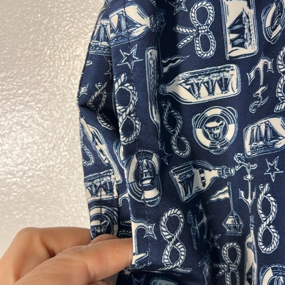 Lands’ End Men’s Swim Trunks Size Med. Blue & White Nautical Theme. - Picture 5 of 10